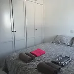 Fabulous 1-bed In Apartamento