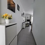 Fabulous 1-bed In Apartamento Puerto del Carmen (Lanzarote)