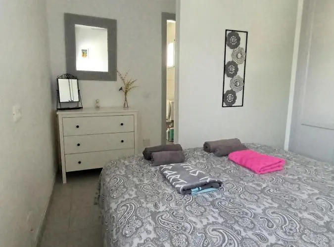 Apartamento Fabulous 1-bed In Puerto del Carmen (Lanzarote)