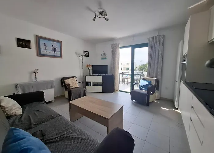 Apartamento Fabulous 1-bed In Puerto del Carmen (Lanzarote)